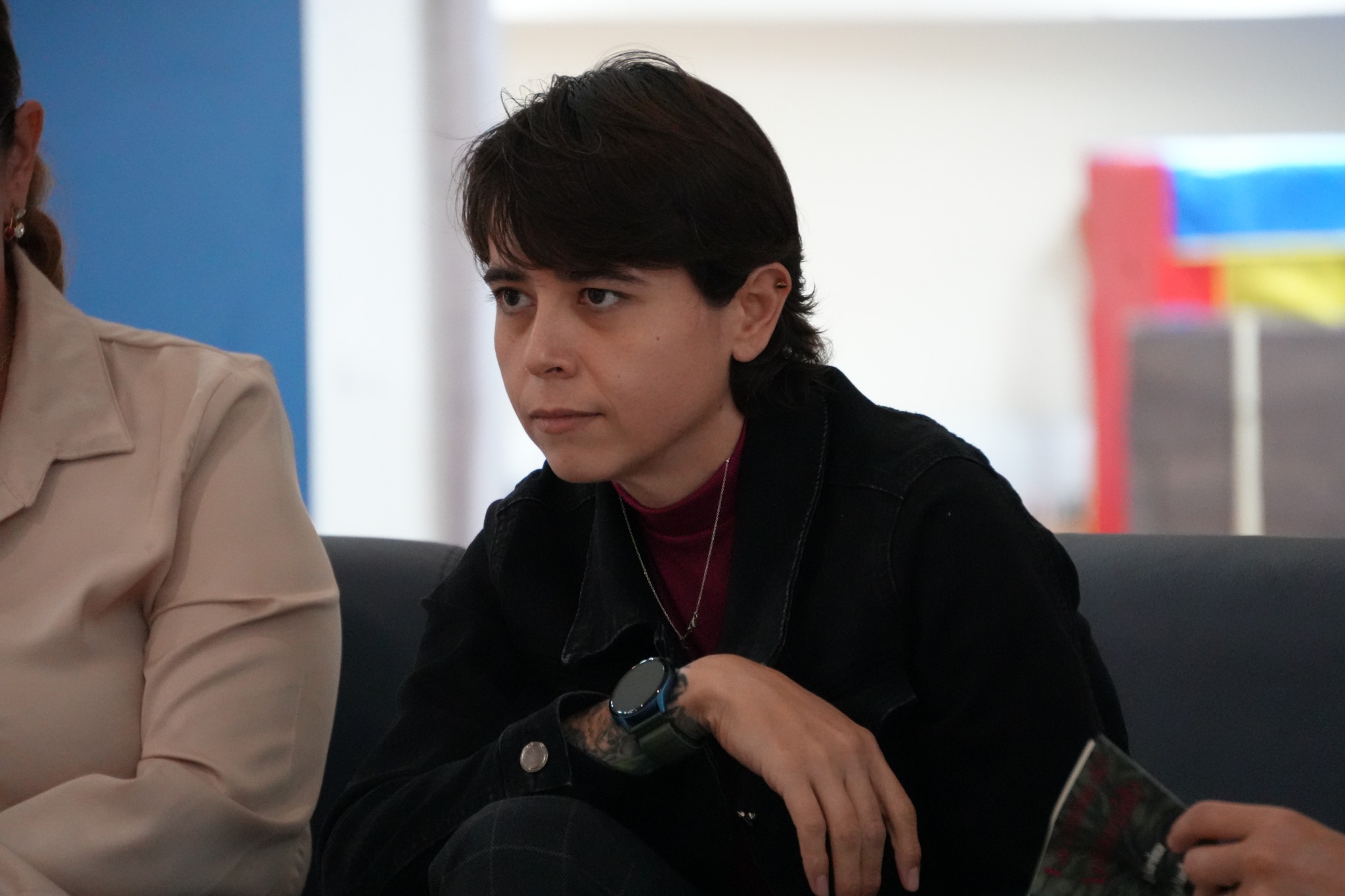 Leyla Karina Espinosa Yada durante el encuentro literario.