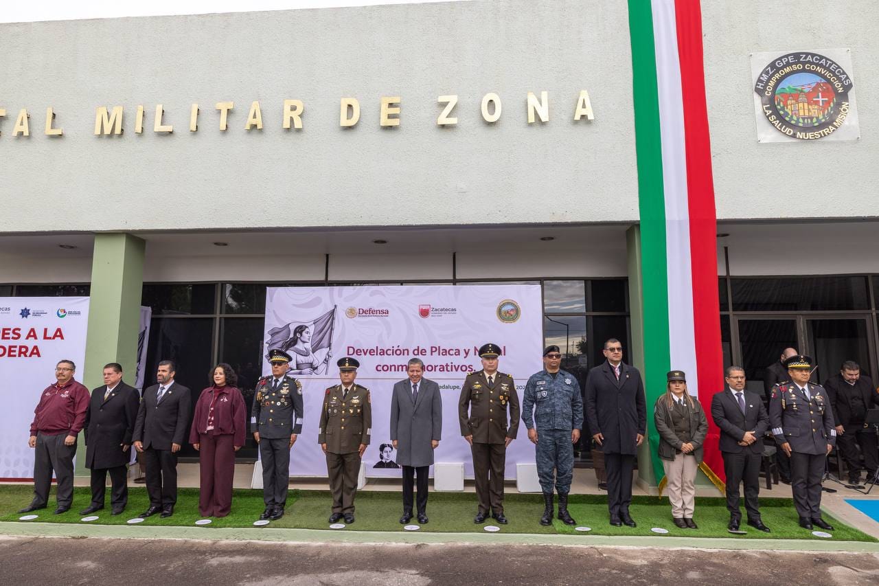 DAVID MONREAL RECONOCE 26 AÑOS DEL HOSPITAL MILITAR DE GUADALUPE