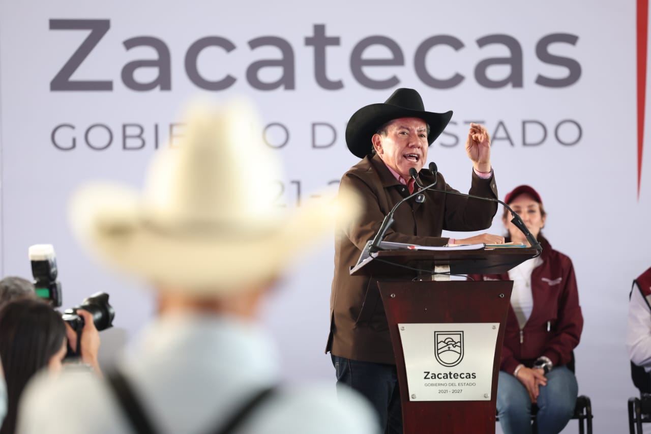 DAVID MONREAL ANUNCIA DUPLICAR APOYOS DE VIVIENDA PARA EL CAMPO EN LA REGIÓN JEREZ