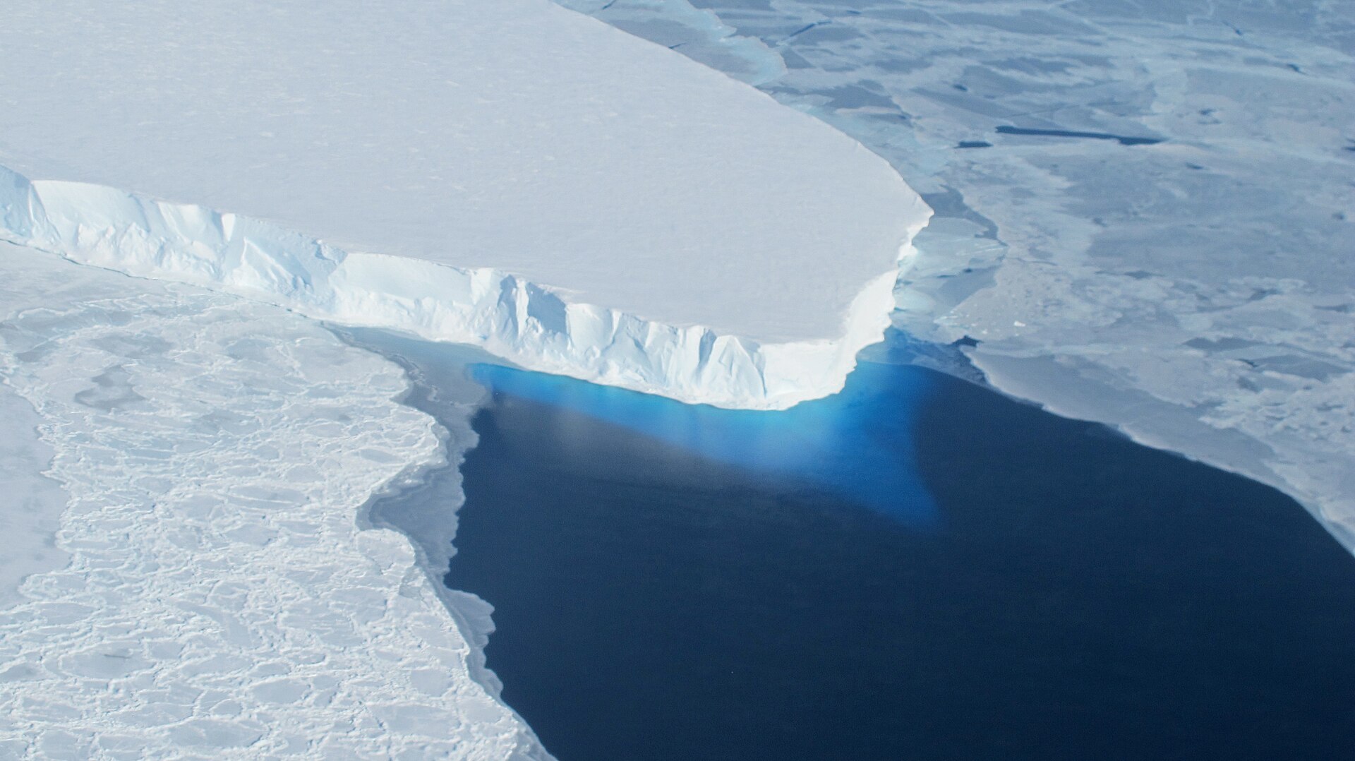 Glaciar Thwaites en la Antártida, fotografía original de archivo de 2014