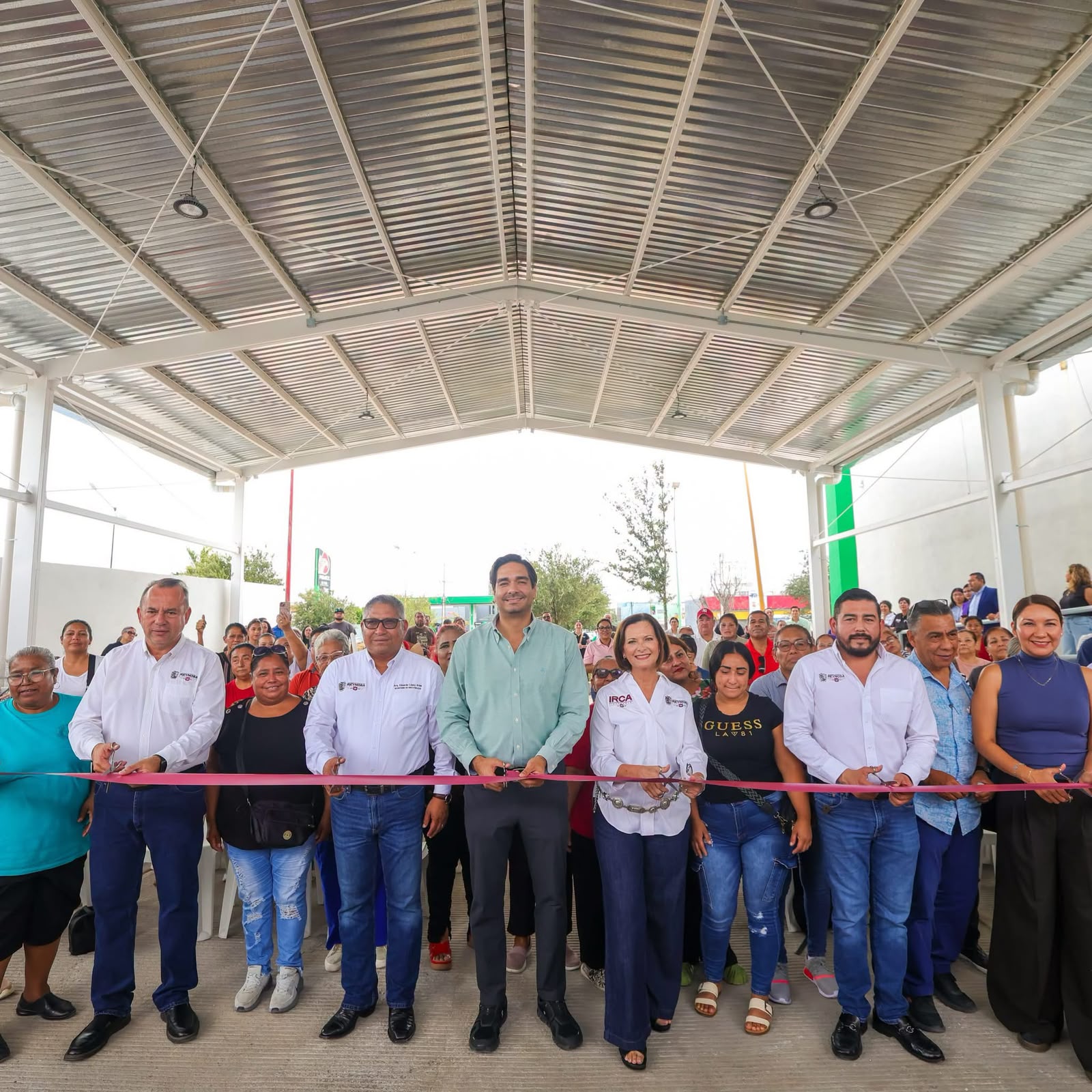 CARLOS PEÑA ORTIZ INAUGURA TECHUMBRE EN EL IRCA JARACHINA